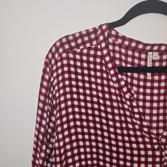 Red White Gingham Tunic Top Size 3X Plus Size V-Neck Popover Blouse Rayon - Picture 3 of 9